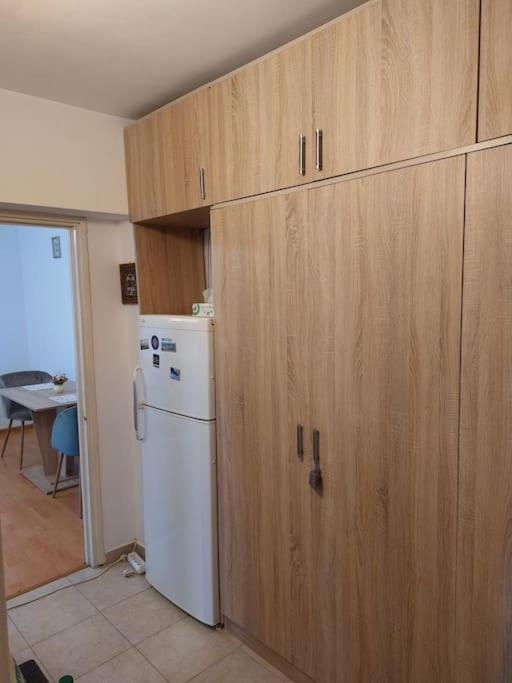 Garsoniera Centrala Renovata Bukarest Kültér fotó